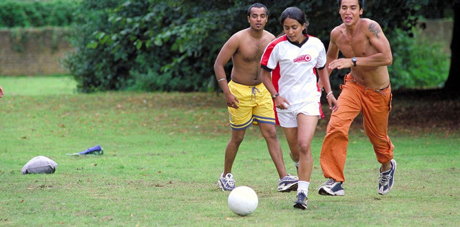 Bend It Like Beckham parents guide