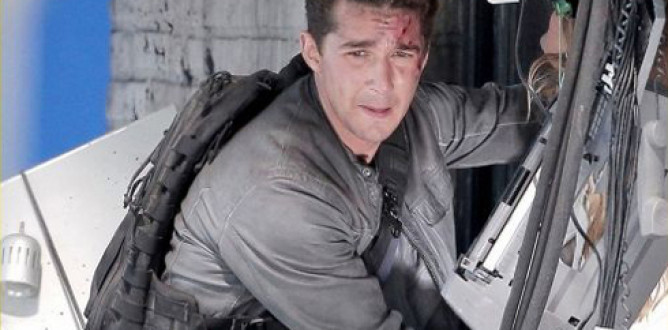 Transformers: Dark of the Moon parents guide